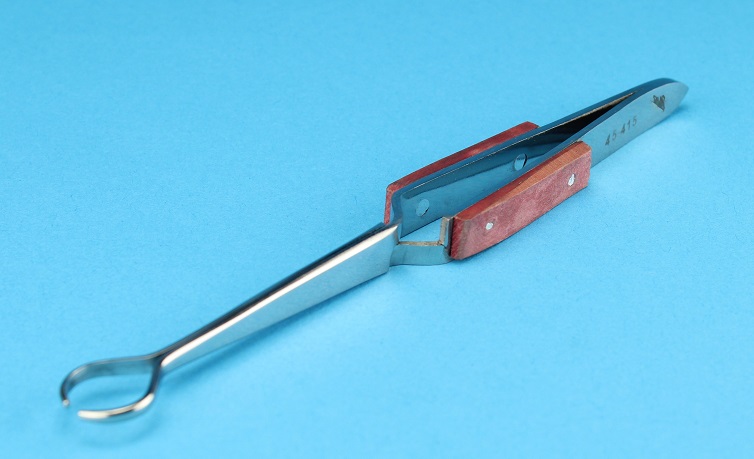 View Deluxe Crucible Tweezers, For Use With Graphite Crucibles